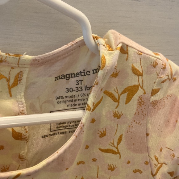 Magnetic Me Gold Pear Dress and Pant Set 3T EUC - Picture 2 of 7